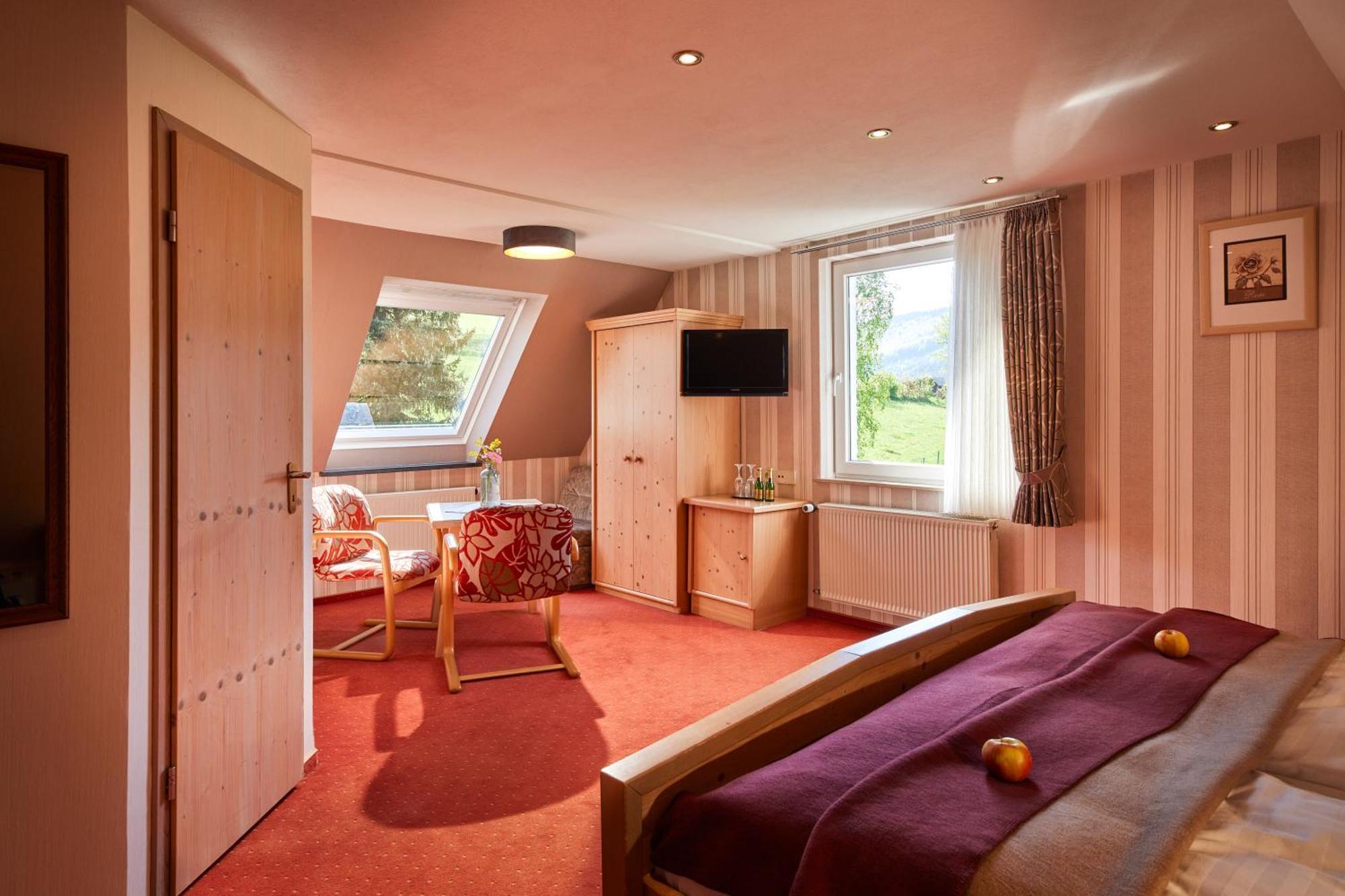 Pension Und Ferienwohnung Schuette Schmallenberg Bagian luar foto